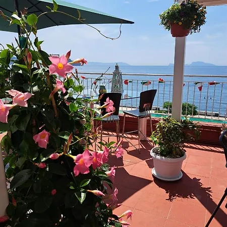 Ferienwohnung Terrazza Miracapri Pozzuoli Exterior foto